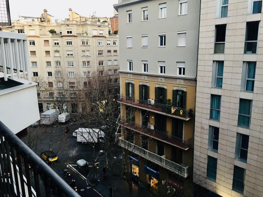 ברצלונה Up Suites Bcn מראה חיצוני תמונה