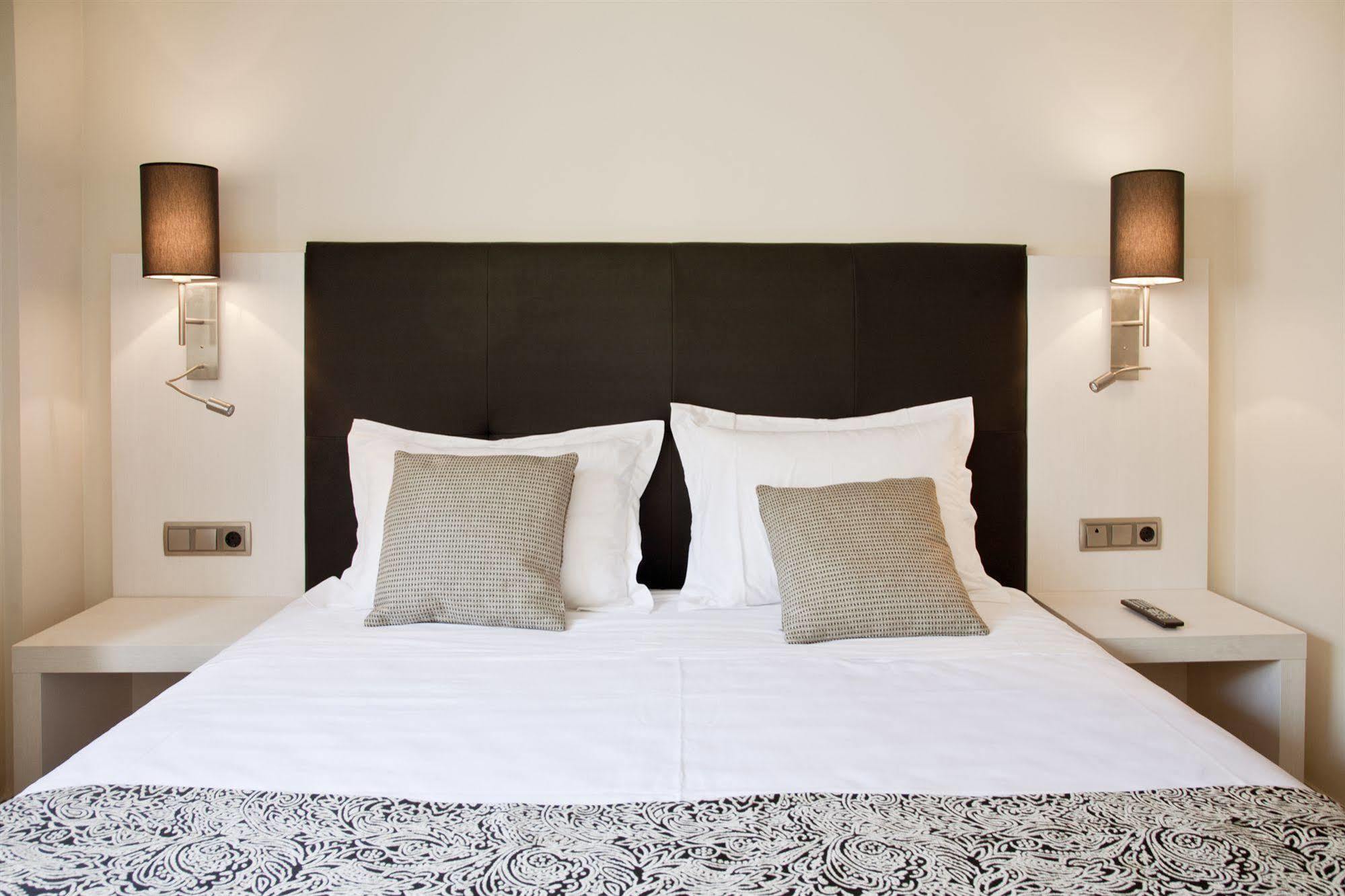 ברצלונה Up Suites Bcn מראה חיצוני תמונה